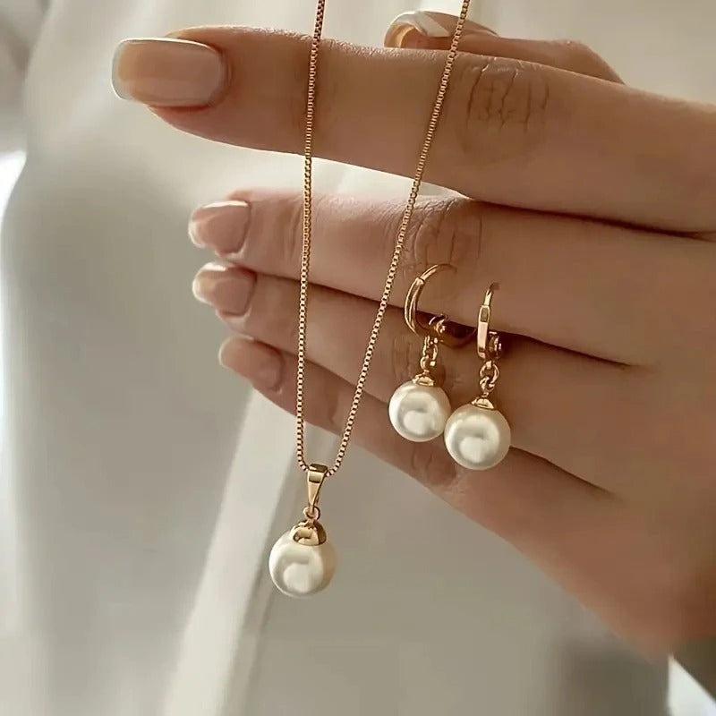 Aurora Pearl Jewellery Set