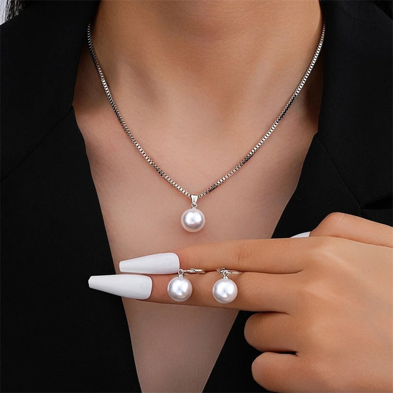 Aurora Pearl Jewellery Set